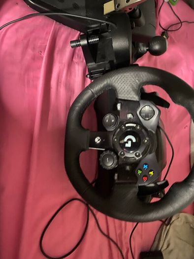 Logitech G923 steering wheel and pedals