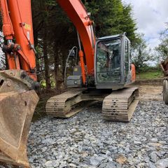 Hitachi 130 LC