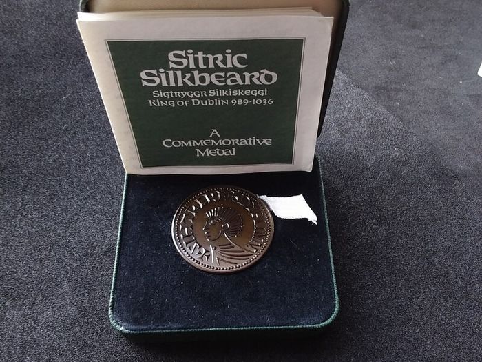 1988 Dublin Millennium Medal - Sitric Silkbeard Bronze Edition ( Low Serial No. 496 )