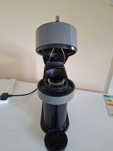 Nespresso Vertuo Next Coffee Machine - Grey - Pristine Condition