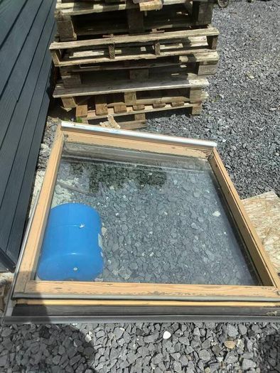 2 velux windows free to take away