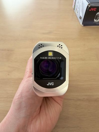 JVC digital camcorder HD Everio GZ-VX715
