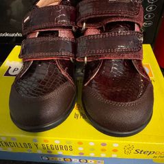 Pablosky boots size 26/9