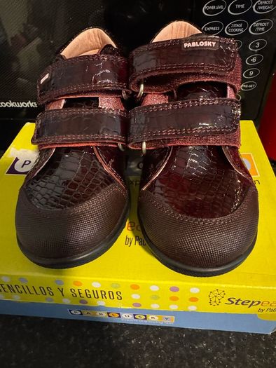Pablosky boots size 26/9