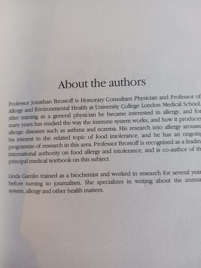 The Complete Guide to Food Allergy & Intolerances/ Professor Jonathan Brostoff & Linda Gamlin