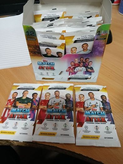 22 Sealed packs of Match Attax 25/26