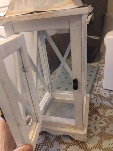 Wooden lantern