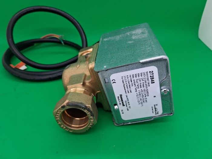 Postage - Honeywell 22mm 2 Port Zone Valve
