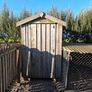 Good solid timber Hen house (4ft x 6ft) & hen run Image 2