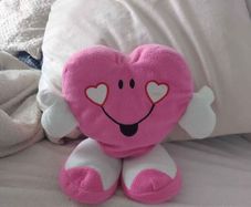 Heart plush toy pink