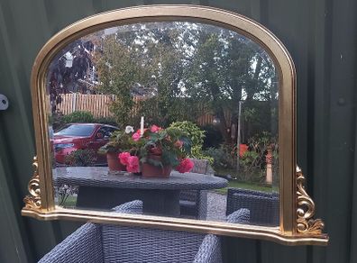 Overmantel mirror with gold, heavy, D18, no damage