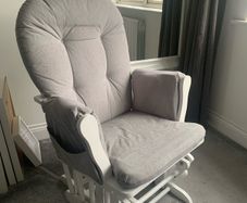 Babylo Rocking chair and footstool