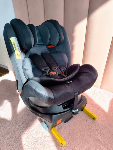 Confort Car Seat from  0  to 36 kg  ISOFIX 360 Rotating, Rear & Forward Facing