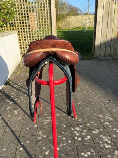 Berney's Grand Prix Olympic Saddle - 17in, Havana Brown, MW