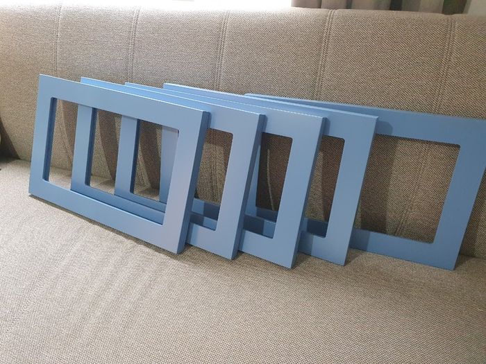 Pictures frame