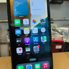 Apple iPhone 11 64GB Unlocked Black (Battery: 89%)