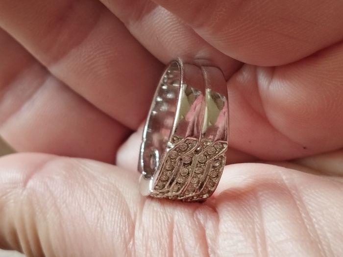 M&S Silver Tone Crystal Costume Ring.