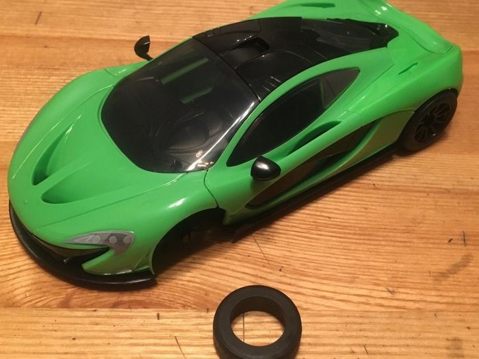 Airfix McLaren P1 Quickbuild