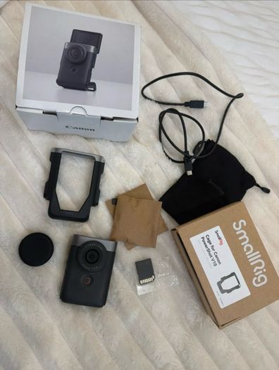 Canon Powershot V10