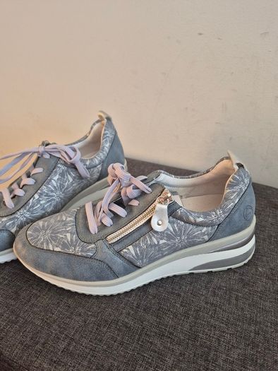 Remonte wedge trainers