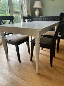Extendable Dining Table