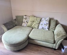 Sofa with Chaise Longue - Green