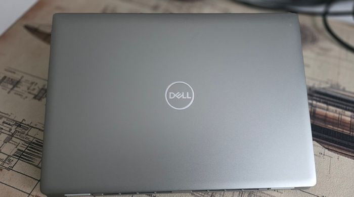 Dell latitude 7440 i5 16 256 great nick