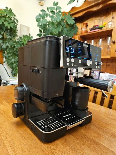 NINJA Luxe Cafe Premier Series ES601KBK Bean to Cup Coffee Machine Black