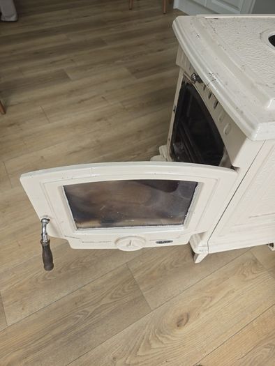 stove Tara Stanley