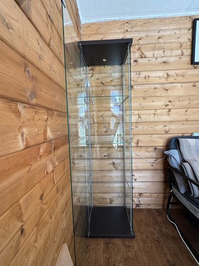 Glass door dispaly cabinet