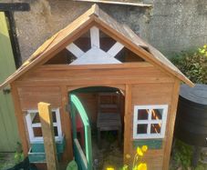 wooden wendy house