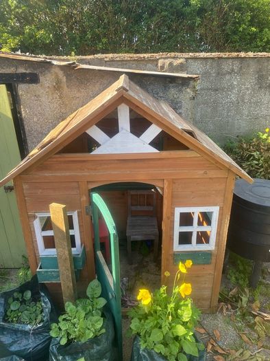 wooden wendy house