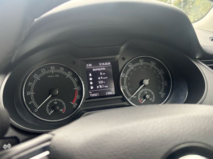 Skoda Octavia 2019 automatic 1.6L diesel