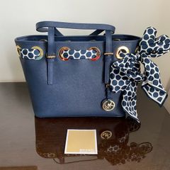 Beautiful Michael Kors bag