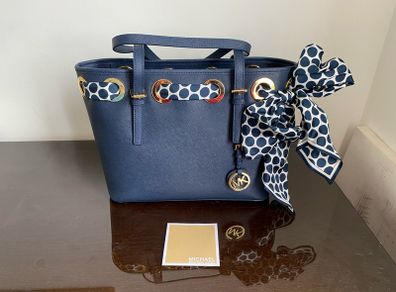 Beautiful Michael Kors bag