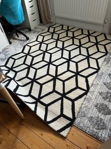 100% wool rug
