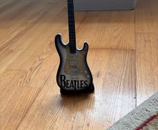 beatles mini guitar