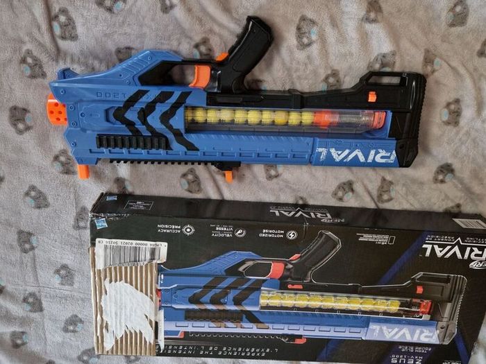 Nerf Rival Zeus