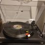 Class Technics SL-2000, full manual turntable. Legend brushless motor. Image 3