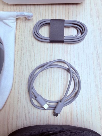 Beats Studio Pro Wireless Headphones Navy Brand New Apple Replacement