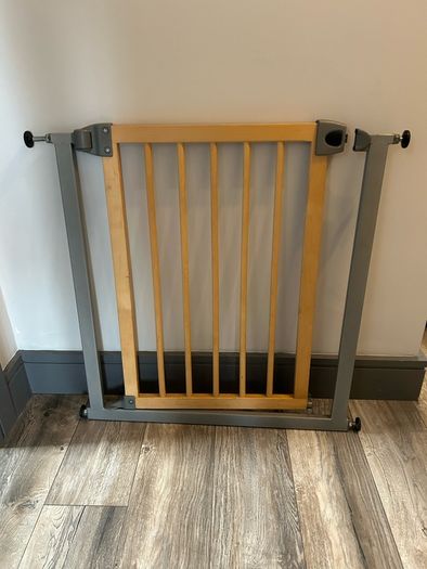 Stair Baby Safety Gate- beechwood