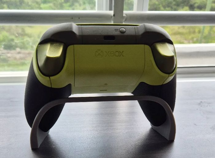 Xbox controller stand