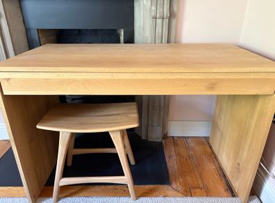 Ethnicraft solid oak desk and stool