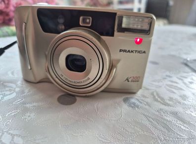 Praktica 35mm film camera