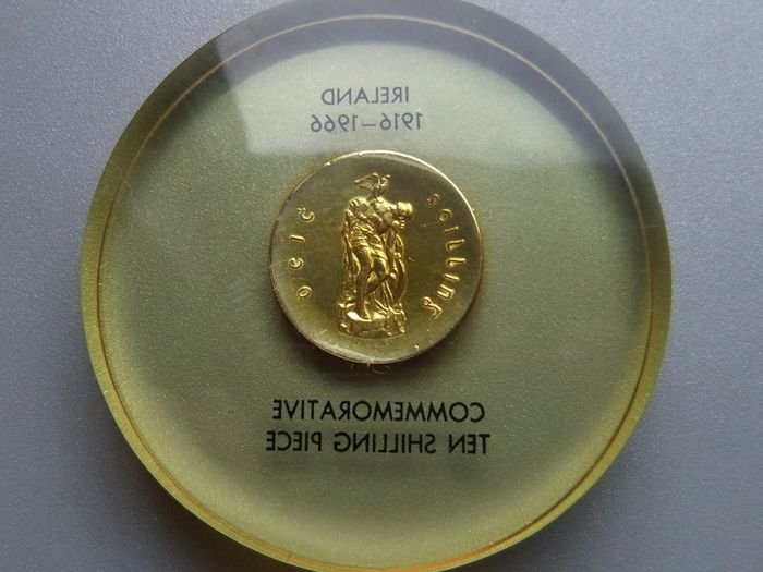 Commemorative Pearce 10 Shillings