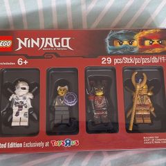 LEGO 2018 Bricktober Ninjago  Minifigure Set, Toys R US Exclusive