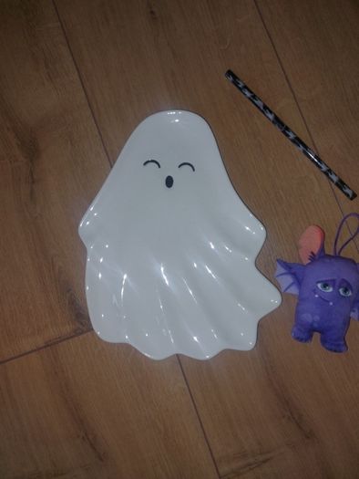 Only 2 Euro Each Picture!! - Halloween Items