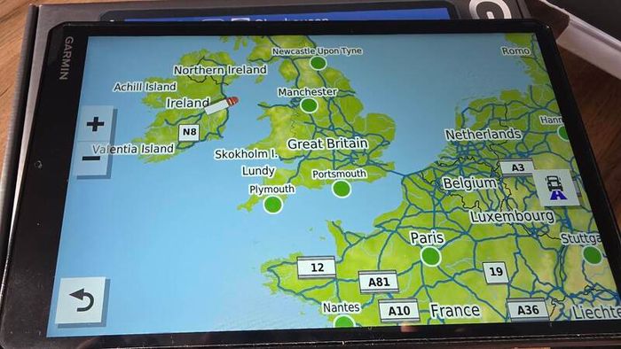 garmin dezl lgv1000 truck sat nav