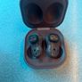 Samsung Buds AKG Live Mystic gold earphones Image 2