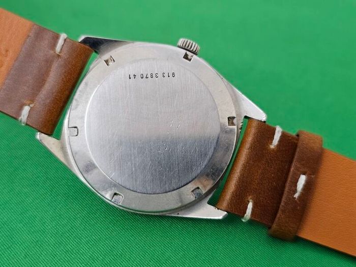 Vintage Automatic Swiss Made Certina Club 2000 Swiss watch 1970s